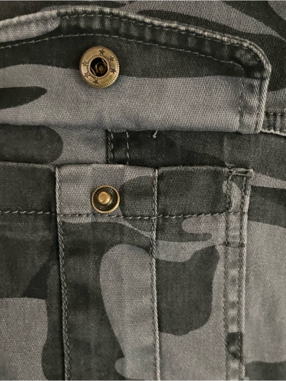 American Rag Grey Camo Utility Jacket Womens Size M - Picture 12 of 16